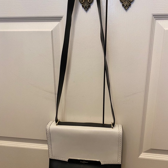 Cole Haan Gladstone Leather Black and White Shoulder Bag - Picture 4 of 8